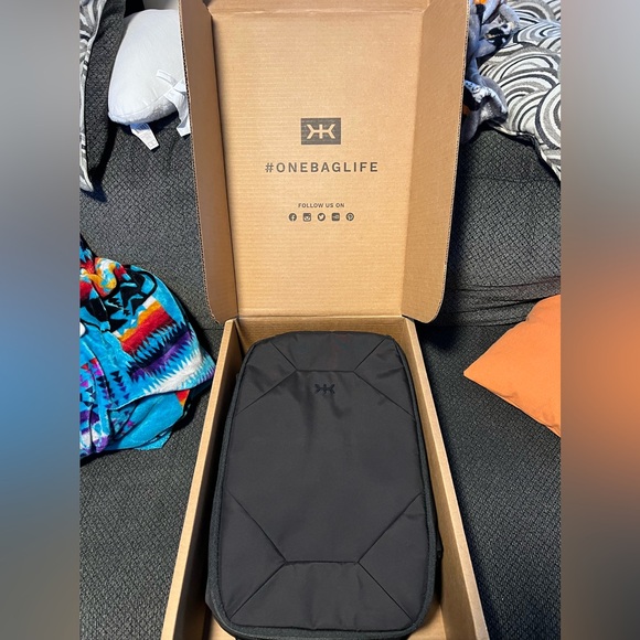 Knack convertible duffel with accessories - Picture 2 of 4